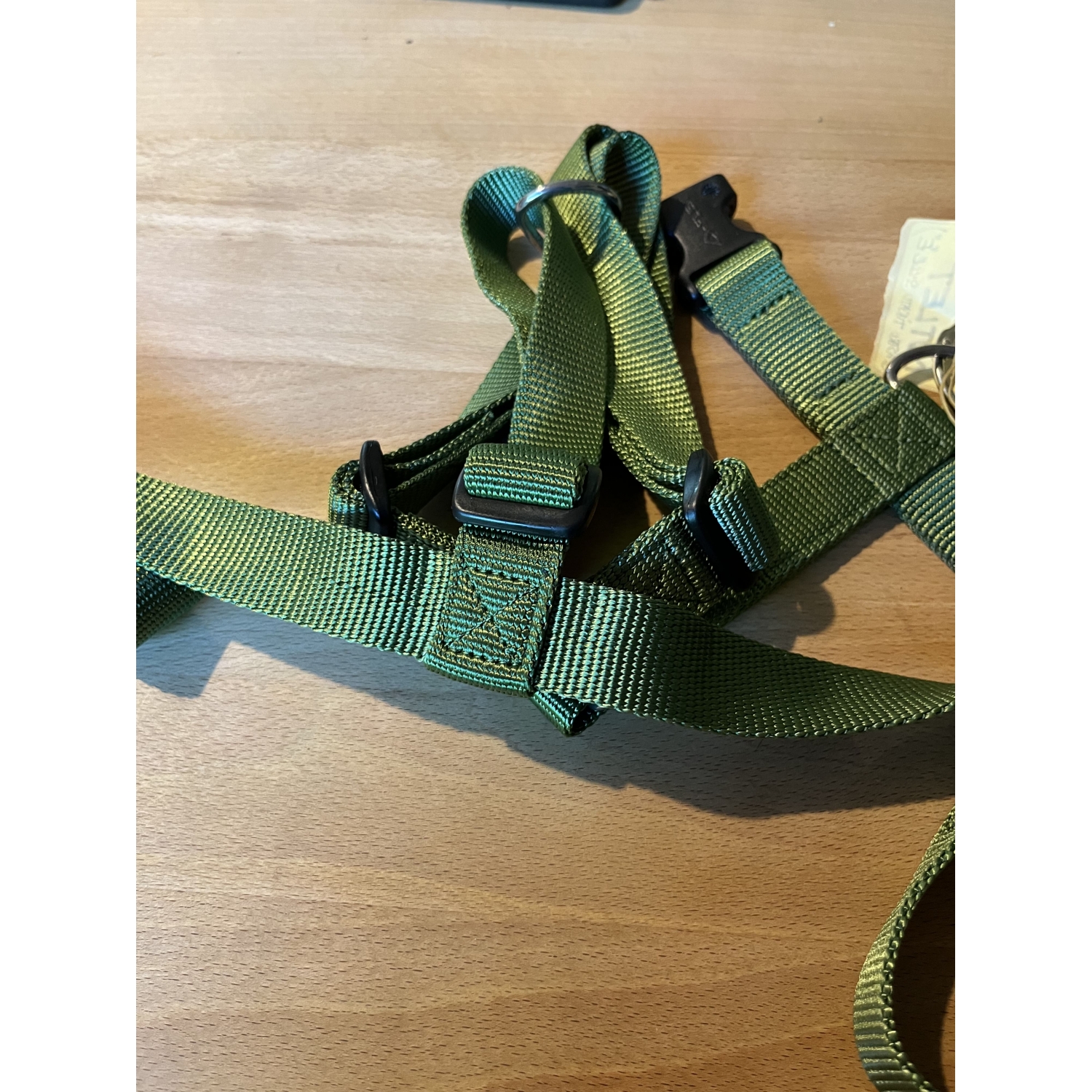 Harness Green- size M - webbing defect Harness Green- size M - webbing defect